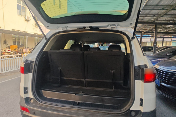 东风风光 风光S560 2018款 1.8L CVT精英型 7座机舱底盘23