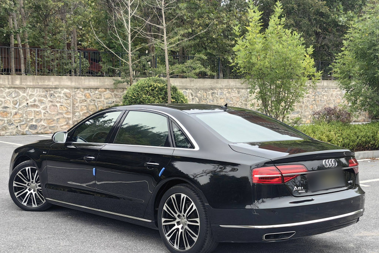 奥迪A8 2016款 A8L 45 TFSI quattro舒适型车身外观6003