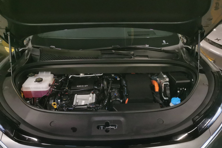 比亚迪 唐L 2025款 DM 200KM四驱激光雷达旗舰型局部细节24