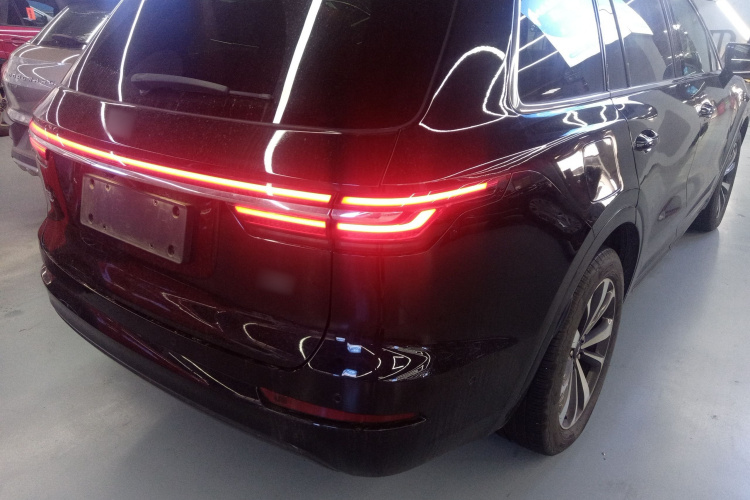 理想汽车 理想ONE 2021款 增程6座版车身外观6006