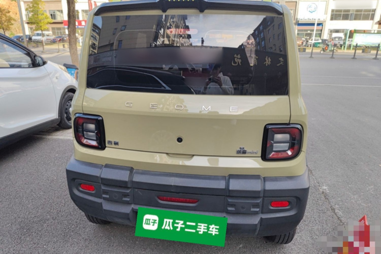 吉利银河 2024款 200km 熊猫骑士车身外观6004