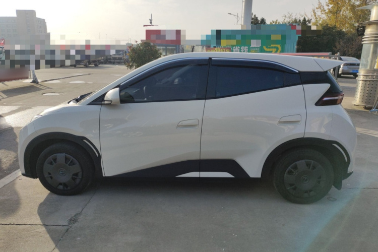 比亚迪 海鸥 2025款 305km 活力版车身外观4