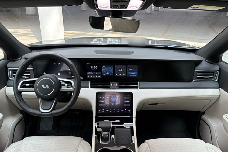 理想汽车 理想ONE 2021款 增程6座版中控内饰7002