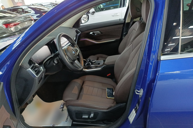 宝马3系 2021款 325Li M运动套装中控内饰19