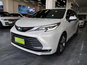丰田 赛那SIENNA 2023款 2.5L混动 尊贵版