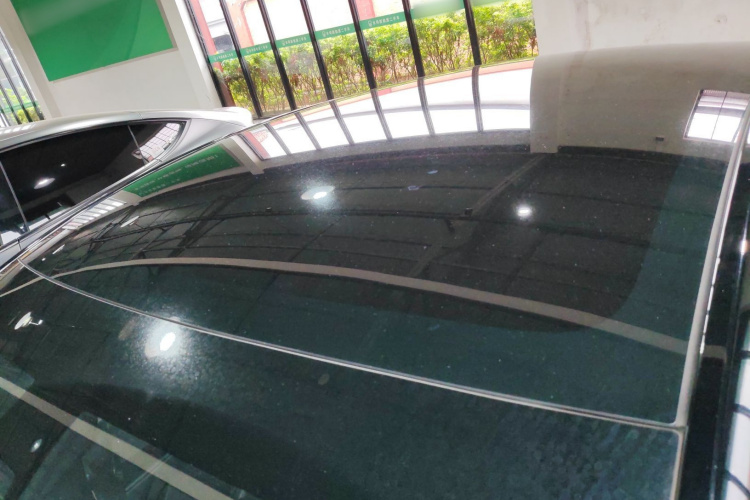 特斯拉 Model Y 2022款 后轮驱动版局部细节57