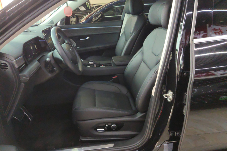 鸿蒙智行 问界M5 2022款 增程四驱性能版中控内饰19