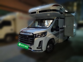上汽大通MAXUS V100房车 2023款 2.0T生活家V100 双拓山居版