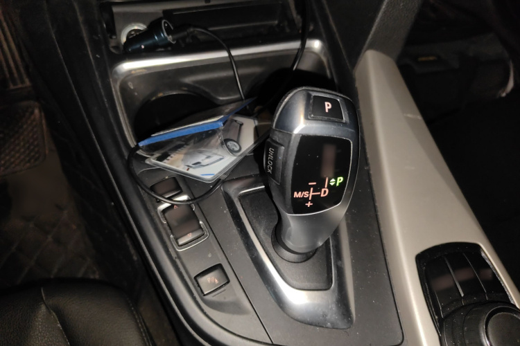 宝马3系 2014款 320Li 时尚型局部细节18