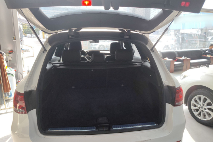 奔驰GLC 2020款 改款 GLC 260 L 4MATIC 豪华型局部细节23