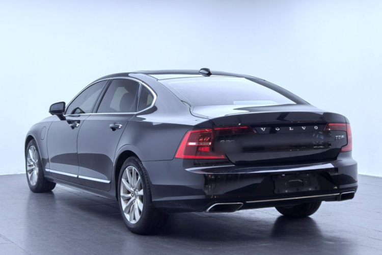 沃尔沃S90新能源 2020款 T8 E驱混动 智逸豪华版车身外观6003