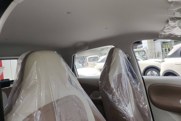 五菱汽车 五菱缤果 2025款 333km 灵犀互联款中控内饰22