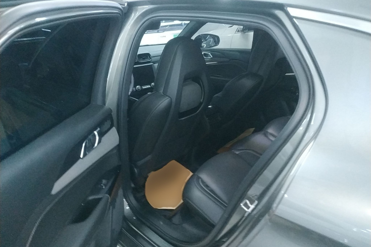 领克03 2021款 2.0TD 自动劲 冠军版中控内饰7004