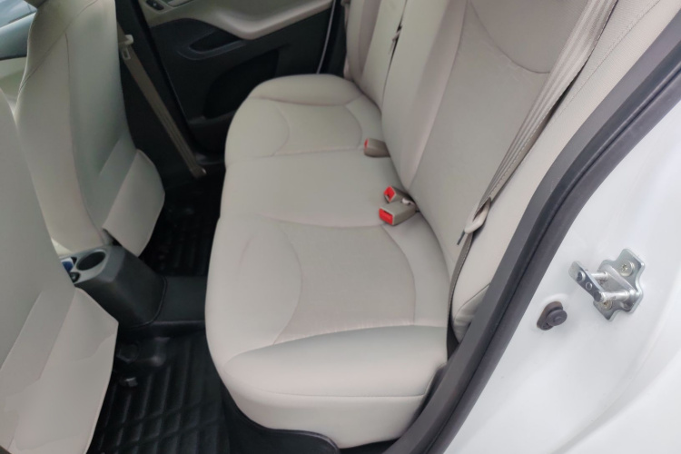 雪佛兰 2015款 赛欧3 1.5L 手动理想天窗版中控内饰21