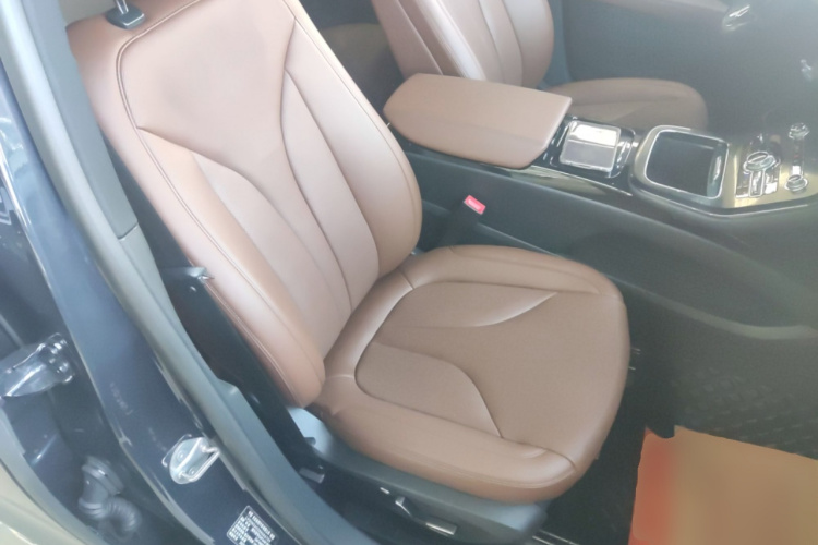 林肯 航海家 2021款 2.0T 四驱尊雅版局部细节41