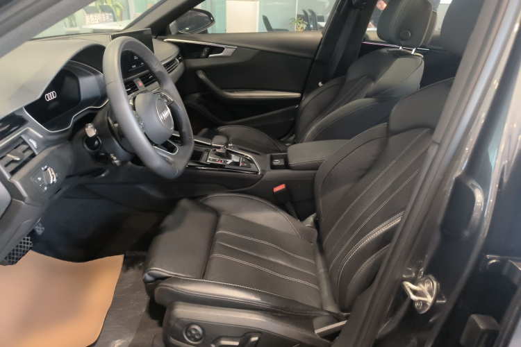 奥迪A4L 2023款 40 TFSI 豪华动感型局部细节19