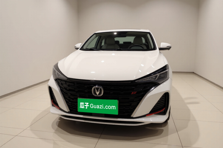 长安 逸动 2022款 PLUS 蓝鲸NE 1.4T GDI DCT旗舰版车身外观2