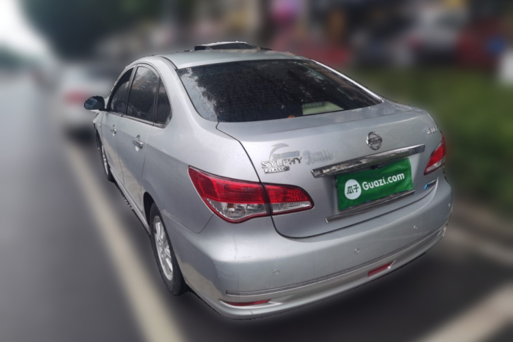 日产 轩逸 2018款 经典 1.6XE CVT舒适版车身外观6003