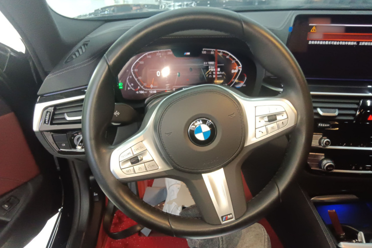 宝马5系 2022款 改款二 525Li M运动套装局部细节13