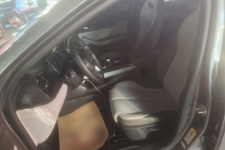 比亚迪 秦PLUS 2023款 冠军版 DM-i 55KM领先型中控内饰19