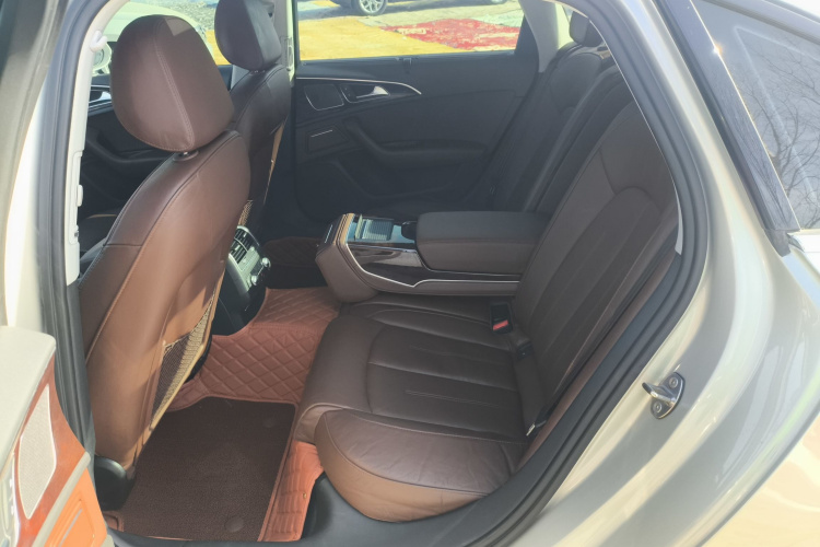 奥迪A6L 2016款 TFSI 舒适型中控内饰7004