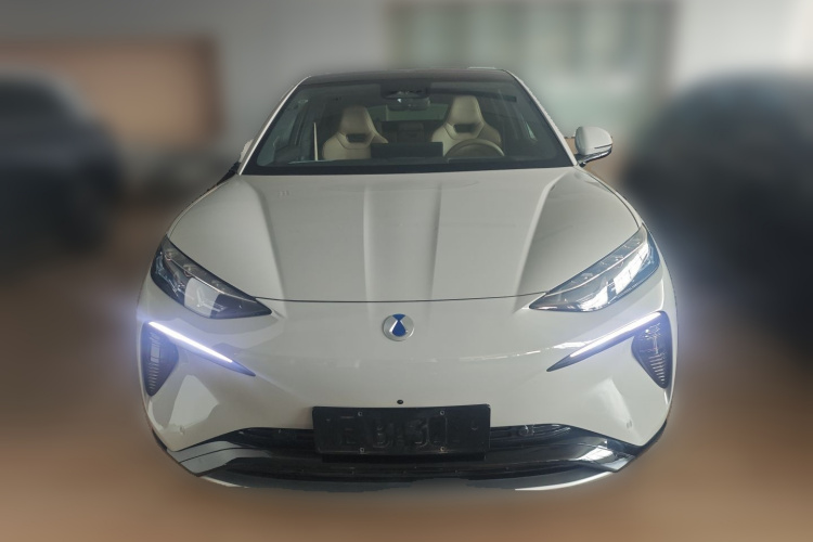 腾势N7 2024款 630 四驱智驾Max版车身外观2