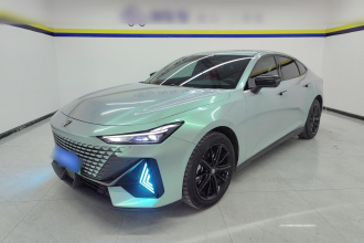 长安UNI-V 智电iDD 2023款  智电iDD 1.5T 113km智趣型（飞快版）