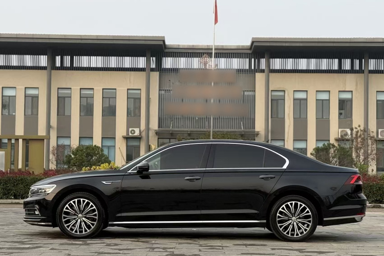 大众 辉昂 2018款 改款 380TSI 两驱商务版车身外观6014