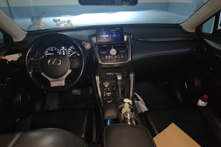 雷克萨斯NX 2015款 200 前驱 锋行版中控内饰12