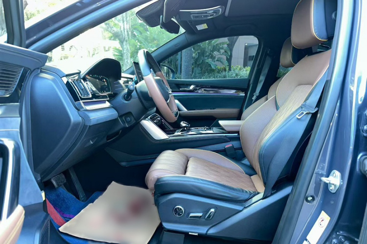 比亚迪 唐新能源 2021款 DM 2.0T 四驱高性能版创世旗舰型中控内饰7004