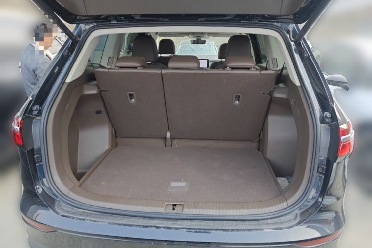 大众 威然 2024款 330TSI 豪华版中控内饰23