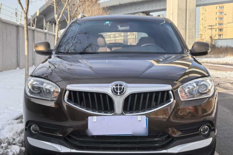 中华V5 2016款 1.5T 自动两驱智能型车身外观6001