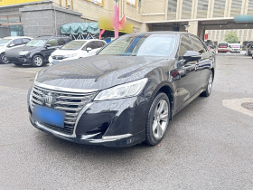 丰田 皇冠 2015款 2.5L 智享版