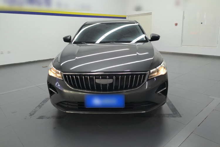 吉利汽车 帝豪 2025款 第4代 1.5L CVT龙腾版车身外观2