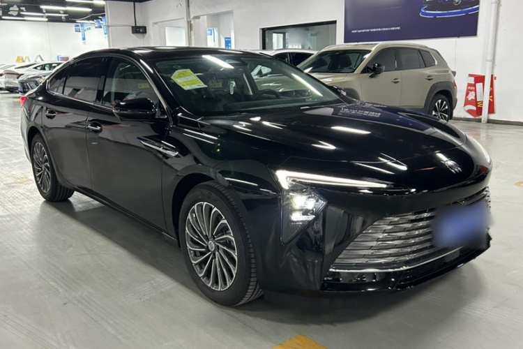 别克 君越 2024款 28T 越尊版车身外观6004