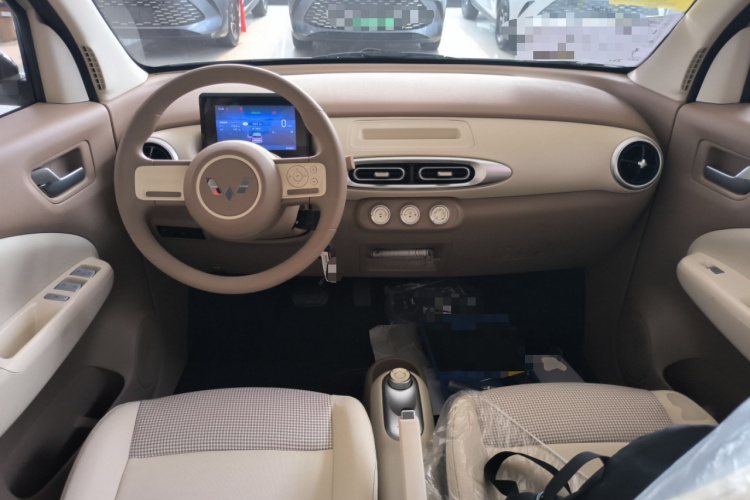 五菱汽车 宏光MINIEV 2025款 四门版 进阶款中控内饰12