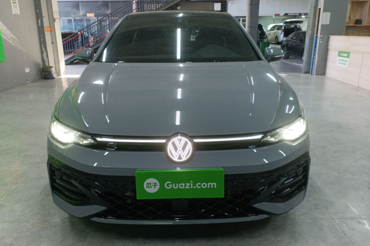 大众 高尔夫 2025款 300TSI R-Line车身外观2