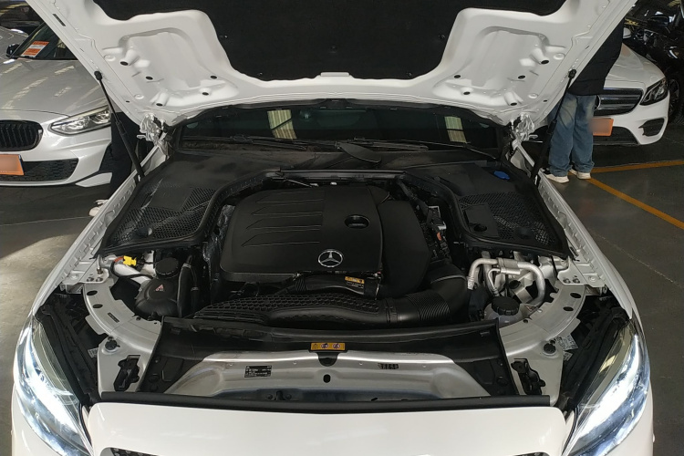 奔驰C级 2020款 C 260 L 运动版局部细节24