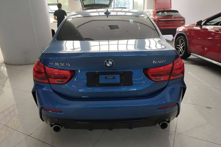 宝马1系 2019款 120i M运动套装车身外观6004