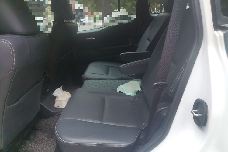 丰田 普拉多 2024款 2.4T 悍野WX版 6座中控内饰7004