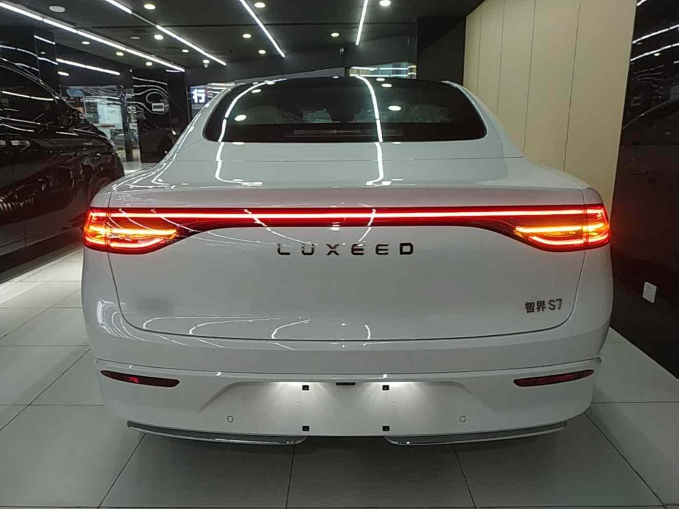 鸿蒙智行 智界S7 2024款 Pro(3)