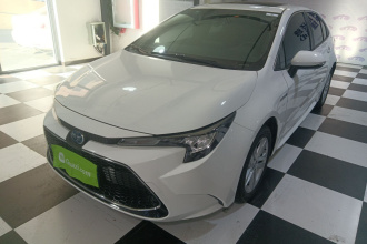 丰田 雷凌 2022款 双擎 1.8H E-CVT豪华版