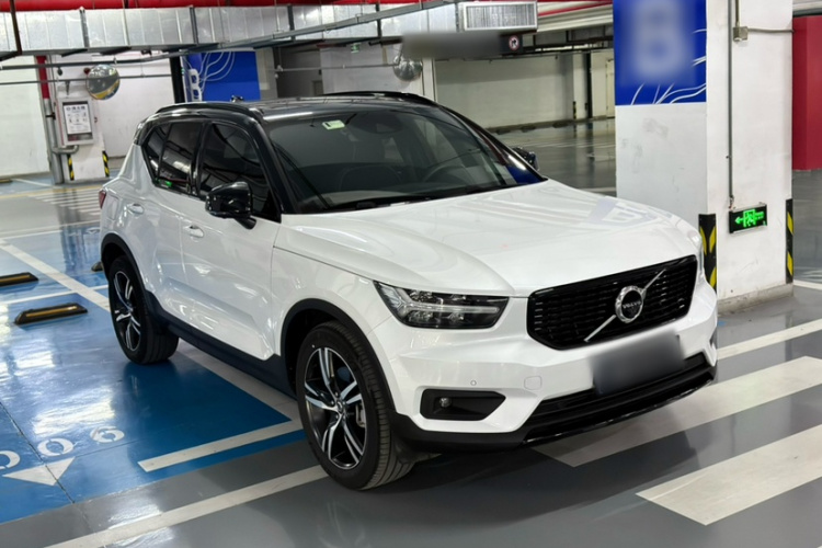 沃尔沃XC40 2021款 T5 四驱智雅运动版车身外观6005