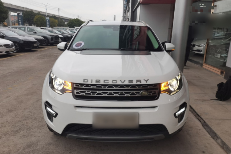 路虎 发现神行 2018款 240PS SE版车身外观2