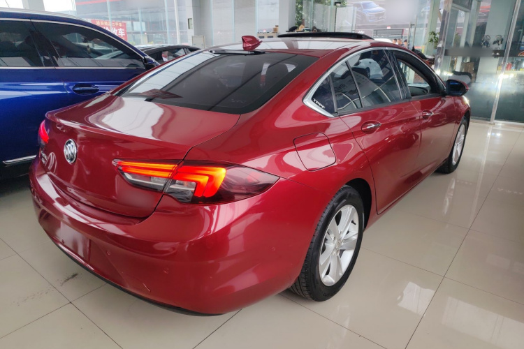 别克 君威 2017款 20T 豪华型车身外观7