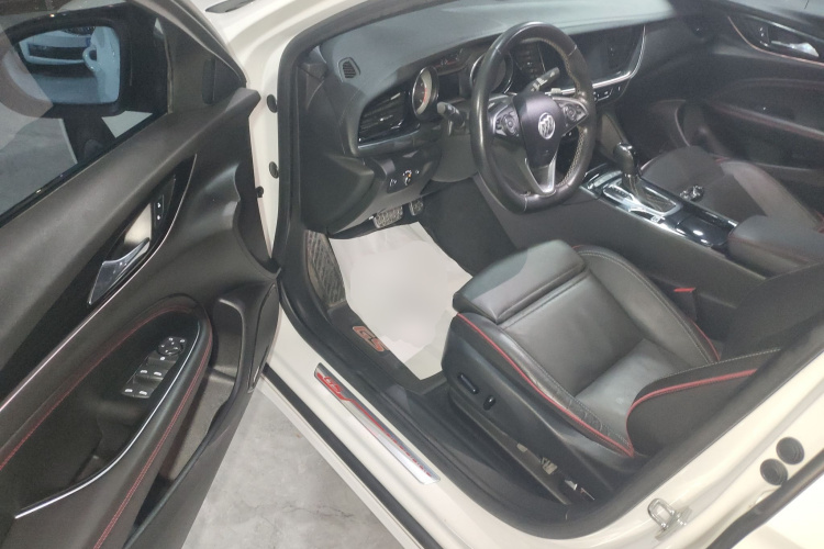 别克 君威 2017款 GS 28T 豪华型中控内饰7003