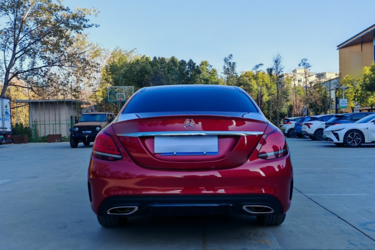 奔驰C级 2019款 C 260 运动版车身外观6008