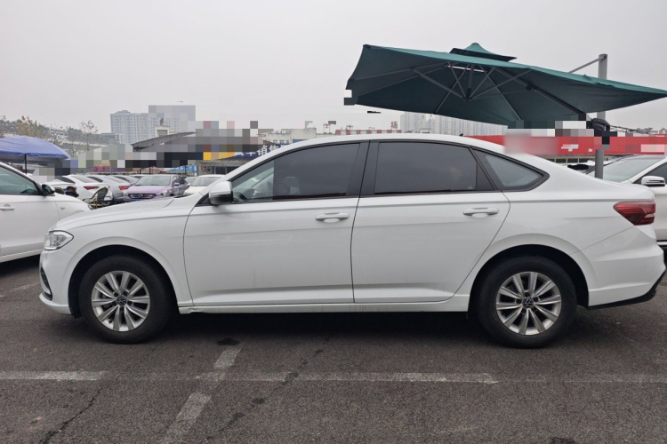 大众 朗逸 2023款 1.5L 自动得逸版车身外观4