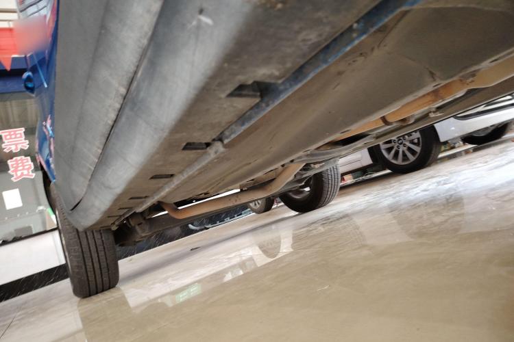 福特 翼搏 2013款 1.5L 自动风尚型局部细节9001