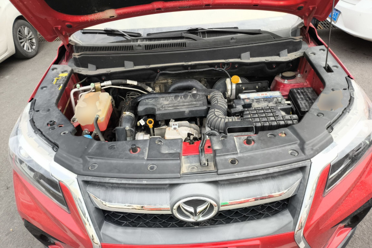 北汽幻速S5 2017款 1.3T 手动尊贵型机舱底盘24